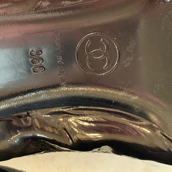 Chanel CC stretch black patent heels size 36C/6 - Picture 12 of 14